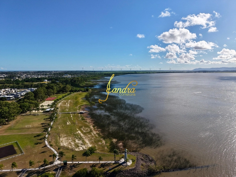 Sobrado com 05 suítes, com 400m2 de área construída: 25ª foto da galeria de imagens do imóvel