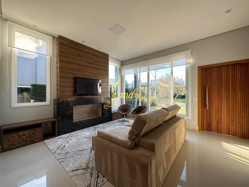 Casa térrea mobiliada e decorada com piscina: 2ª foto da galeria de imagens do imóvel