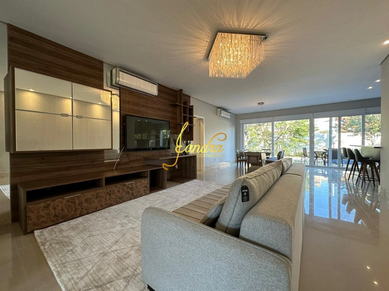 Casa térrea mobiliada e decorada com piscina: 5ª foto da galeria de imagens do imóvel