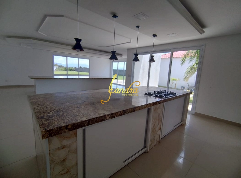 Casa térrea com 500m2 de área construída com SETE suítes: 16ª foto da galeria de imagens do imóvel