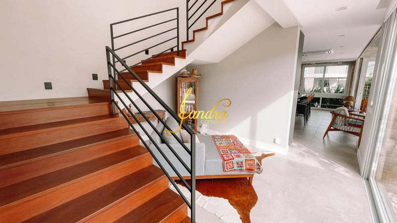 Casa térrea com 3 suítes e beira lago com piscina: 6ª foto da galeria de imagens do imóvel