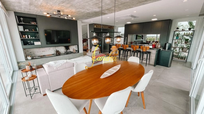 Casa térrea com 3 suítes e beira lago com piscina: 15ª foto da galeria de imagens do imóvel