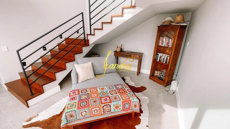 Casa térrea com 3 suítes e beira lago com piscina: 29ª foto da galeria de imagens do imóvel