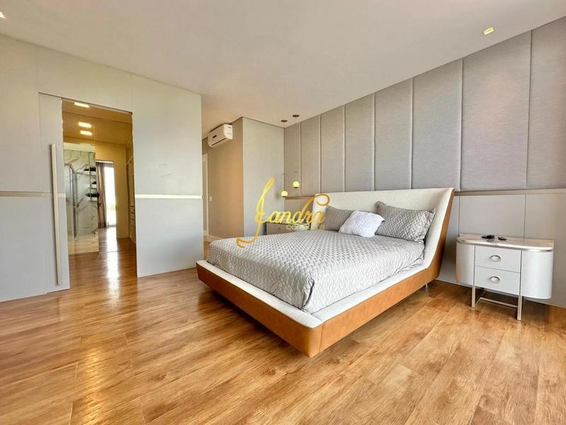 Sobrado mobiliado e decorado com 05 suítes e piscina em concreto: 38ª foto da galeria de imagens do imóvel