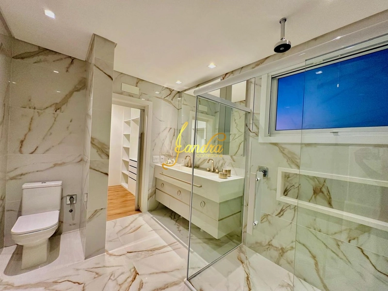 Sobrado mobiliado e decorado com 05 suítes e piscina em concreto: 41ª foto da galeria de imagens do imóvel