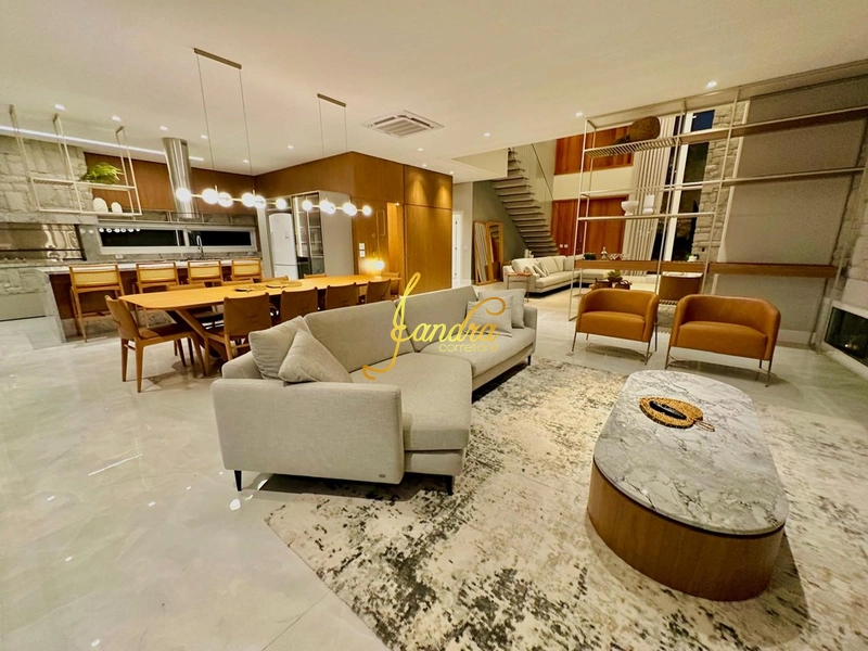 Sobrado mobiliado e decorado com 05 suítes e piscina em concreto: 15ª foto da galeria de imagens do imóvel
