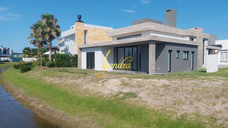 Casa térrea com 4 suítes e beira de lago: 18ª foto da galeria de imagens do imóvel