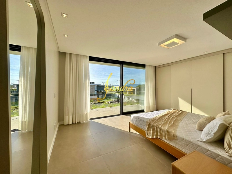 Sobrado beira lago mobiliado e decorado: 40ª foto da galeria de imagens do imóvel