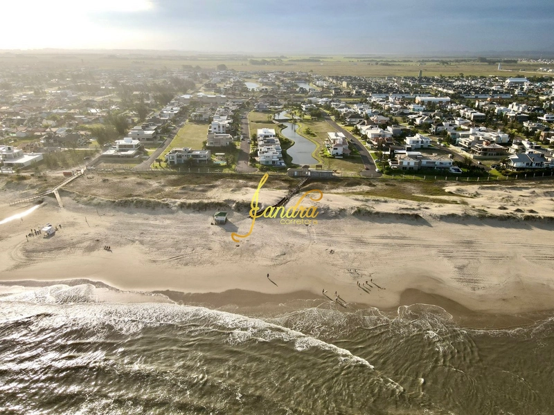 Lote com 444 m2 em condomínio beira mar em Xangri-la: 6ª foto da galeria de imagens do imóvel