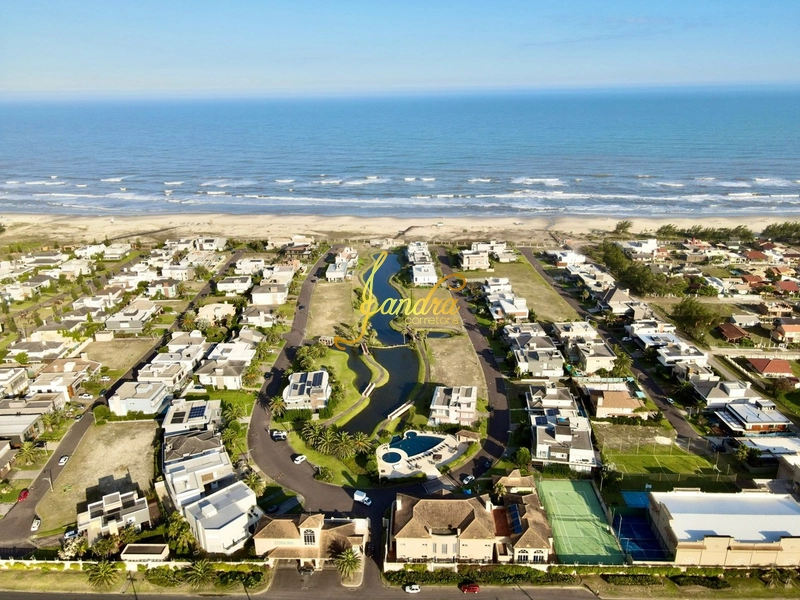 Lote com 444 m2 em condomínio beira mar em Xangri-la: 2ª foto da galeria de imagens do imóvel