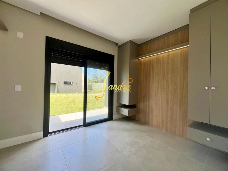 Sobrado no condomínio Sunset com 240m2 de área construída: 7ª foto da galeria de imagens do imóvel