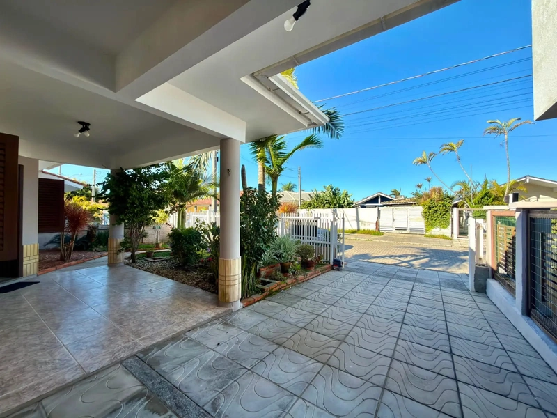 CASA EM BAIRRO À VENDA: 5ª foto da galeria de imagens do imóvel