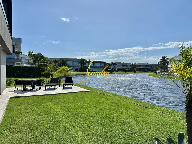 SOBRADO BEIRA LAGO: 34ª foto da galeria de imagens do imóvel