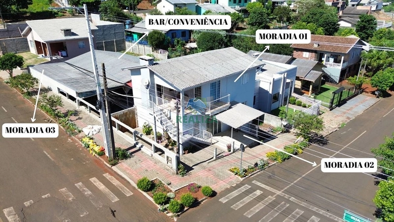CASA COM 3 MORADIAS : 2ª foto da galeria de imagens do imóvel