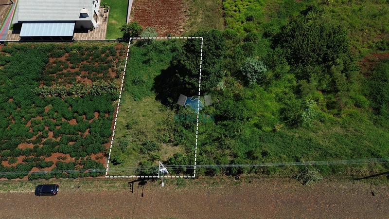 TERRENO: 2ª foto da galeria de imagens do imóvel