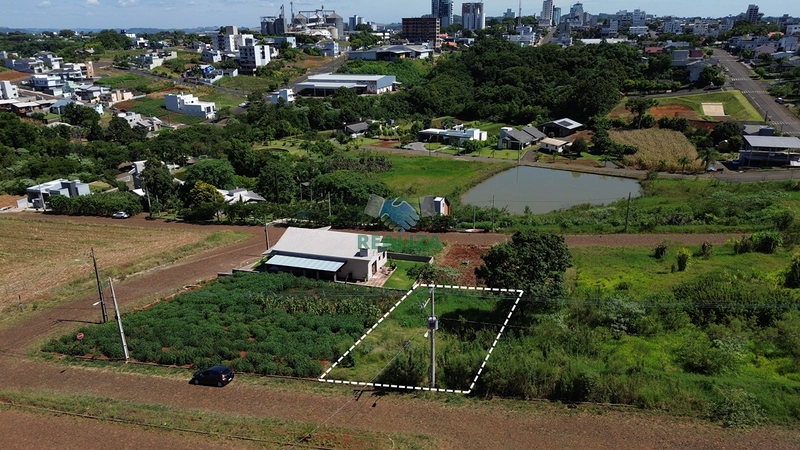 TERRENO: 3ª foto da galeria de imagens do imóvel