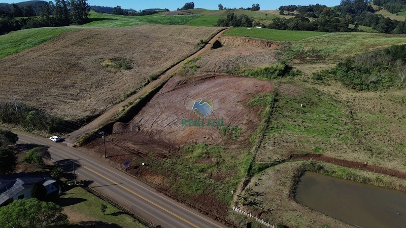 ÁREA DE TERRA: 2ª foto da galeria de imagens do imóvel