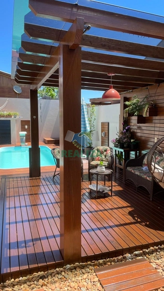 CASA COM PISCINA : 31ª foto da galeria de imagens do imóvel
