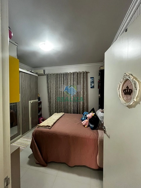 CASA COM PISCINA : 20ª foto da galeria de imagens do imóvel