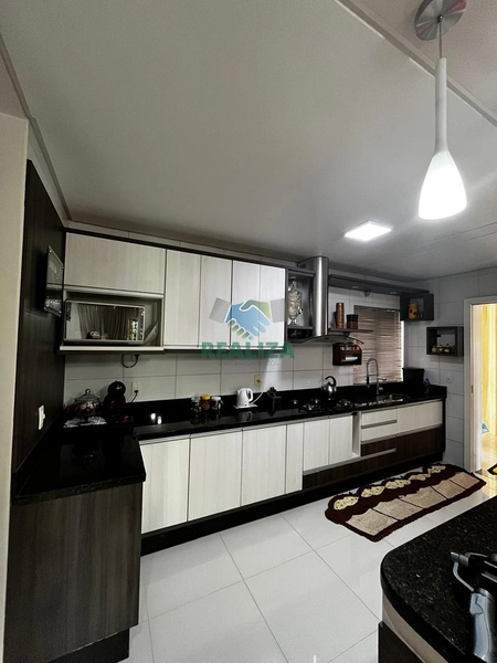 CASA COM PISCINA : 14ª foto da galeria de imagens do imóvel