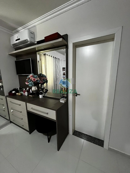 CASA COM PISCINA : 18ª foto da galeria de imagens do imóvel