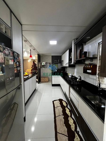 CASA COM PISCINA : 15ª foto da galeria de imagens do imóvel