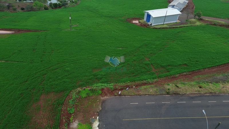 TERRENO: 2ª foto da galeria de imagens do imóvel