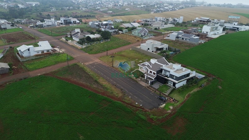 TERRENO: 3ª foto da galeria de imagens do imóvel