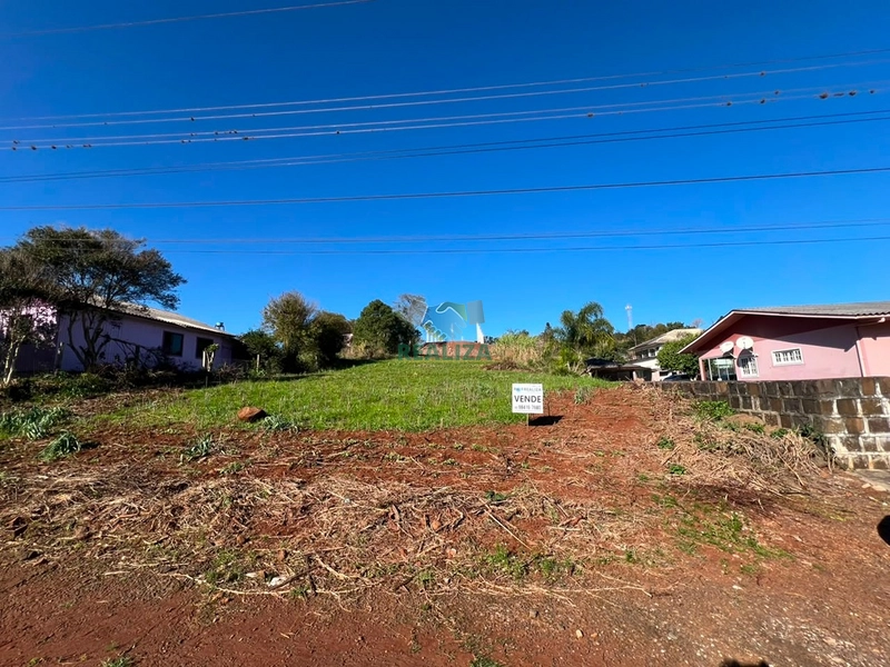 TERRENO: 4ª foto da galeria de imagens do imóvel