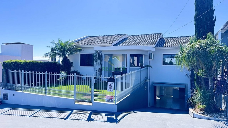 CASA DE ALTO PADRÃO: 1ª foto da galeria de imagens do imóvel