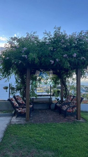 CASA DE ALTO PADRÃO: 10ª foto da galeria de imagens do imóvel