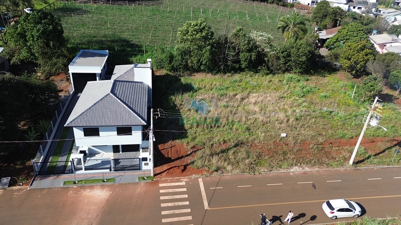 TERRENO: 2ª foto da galeria de imagens do imóvel