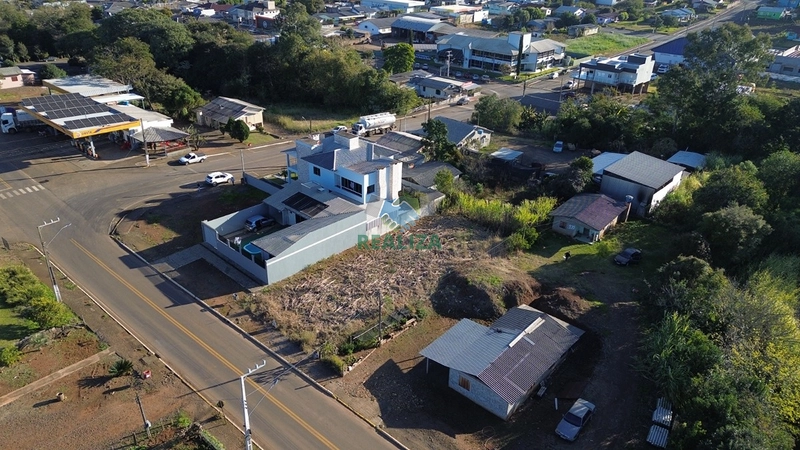 TERRENO: 3ª foto da galeria de imagens do imóvel