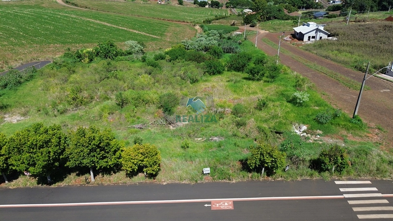 TERRENO: 1ª foto da galeria de imagens do imóvel