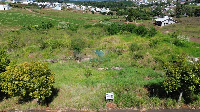TERRENO: 2ª foto da galeria de imagens do imóvel