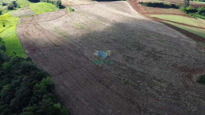 ÁREA DE TERRA: 5ª foto da galeria de imagens do imóvel