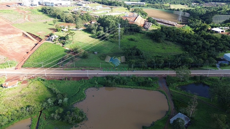 ÁREA DE TERRA: 4ª foto da galeria de imagens do imóvel