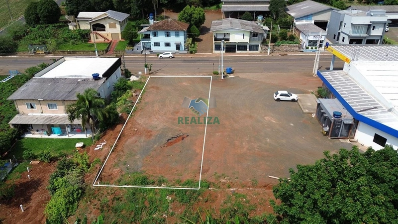 TERRENO: 2ª foto da galeria de imagens do imóvel
