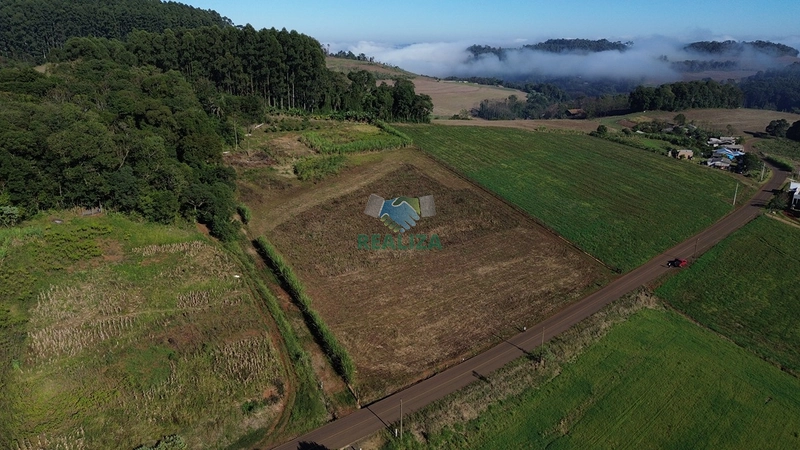 ÁREA DE TERRA: 3ª foto da galeria de imagens do imóvel