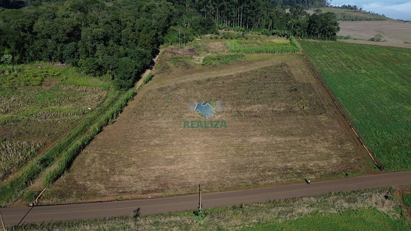 ÁREA DE TERRA: 2ª foto da galeria de imagens do imóvel