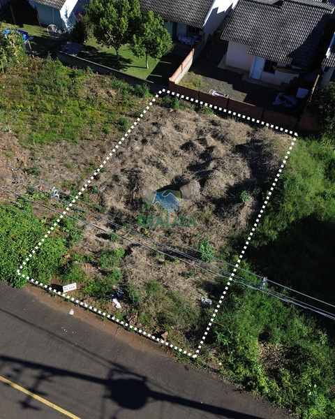 TERRENO: 1ª foto da galeria de imagens do imóvel
