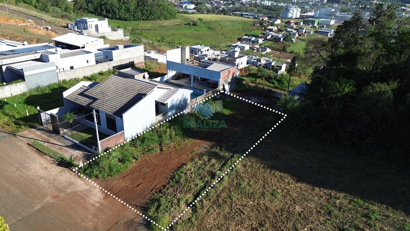 TERRENO: 2ª foto da galeria de imagens do imóvel