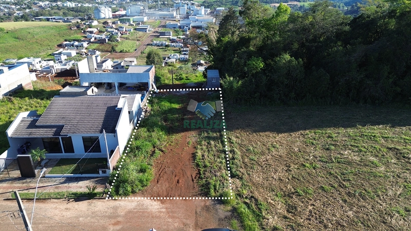 TERRENO: 1ª foto da galeria de imagens do imóvel