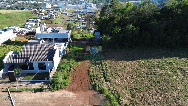 TERRENO: 3ª foto da galeria de imagens do imóvel