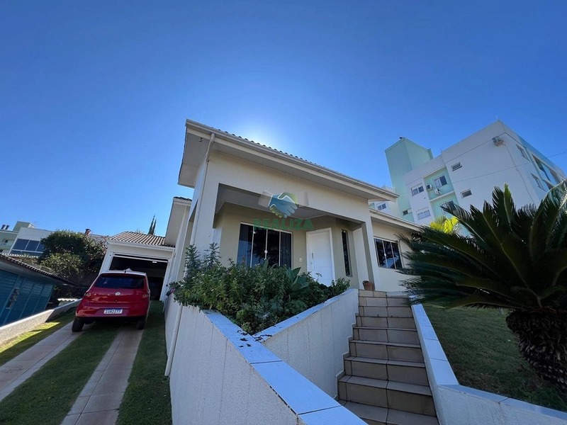 CASA: 1ª foto da galeria de imagens do imóvel