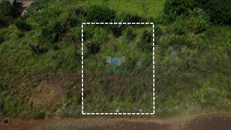 TERRENO: 2ª foto da galeria de imagens do imóvel