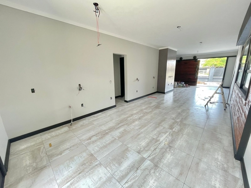 Casa simplesmente perfeita na praia de capao da canoa: 2ª foto da galeria de imagens do imóvel