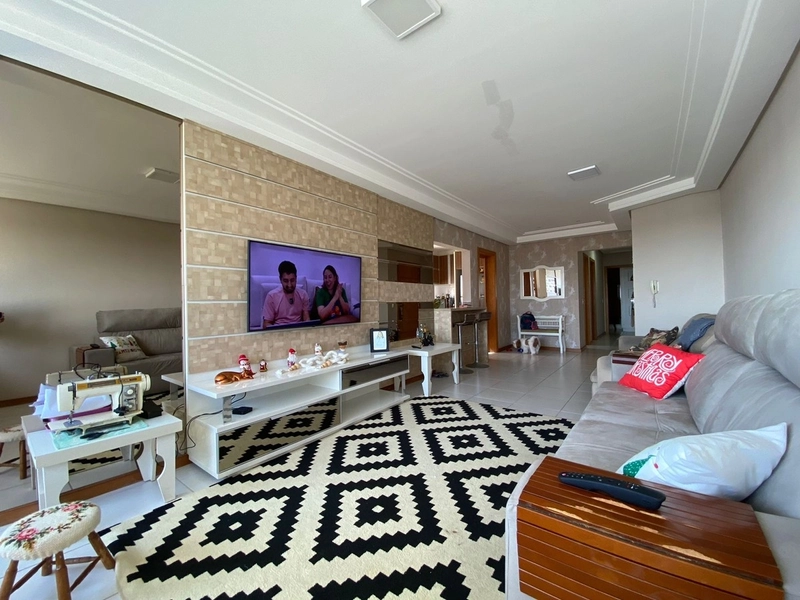 Amplo apartamento com linda vista!: 10ª foto da galeria de imagens do imóvel
