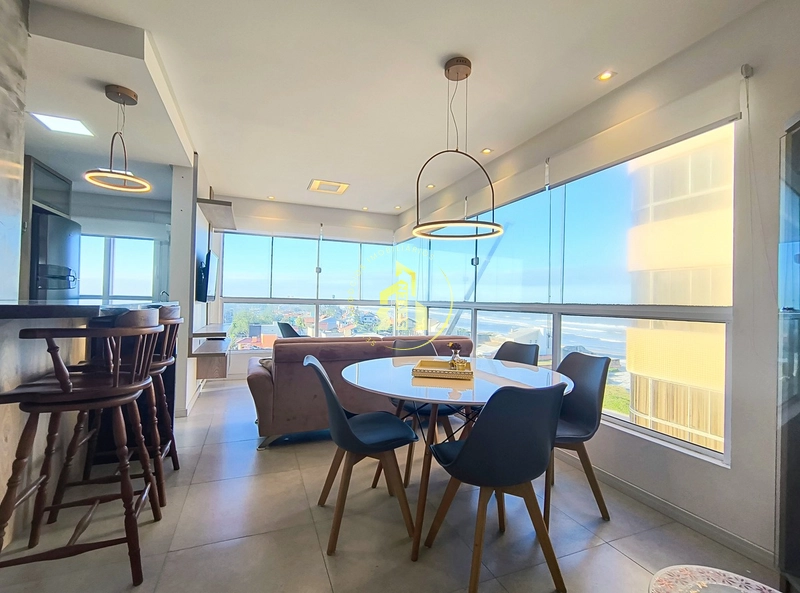 Apartamento com vista para o mar e a praia de capão da Canoa: 2ª foto da galeria de imagens do imóvel