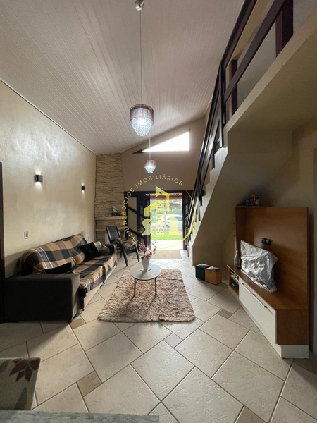 Casa Ampla e Bem Localizada – 3 Quadras do Mar: 33ª foto da galeria de imagens do imóvel